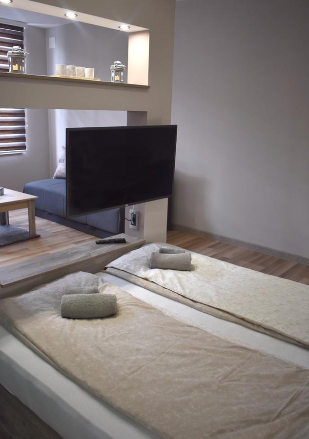 Apartmani Becicherecul Mare Exterior foto
