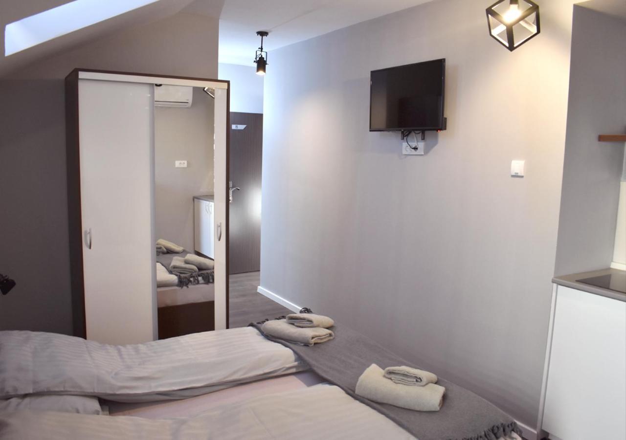 Apartmani Becicherecul Mare Exterior foto