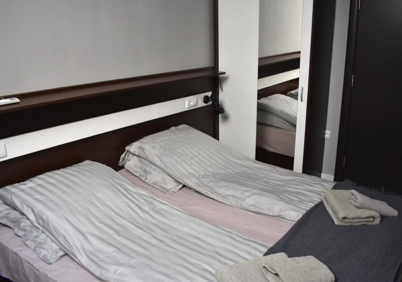 Apartmani Becicherecul Mare Exterior foto