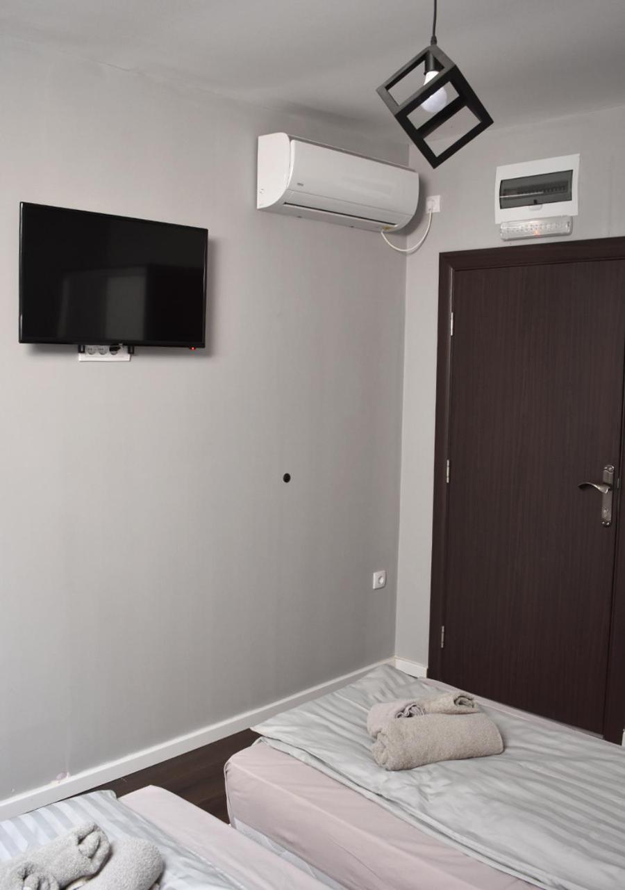 Apartmani Becicherecul Mare Exterior foto