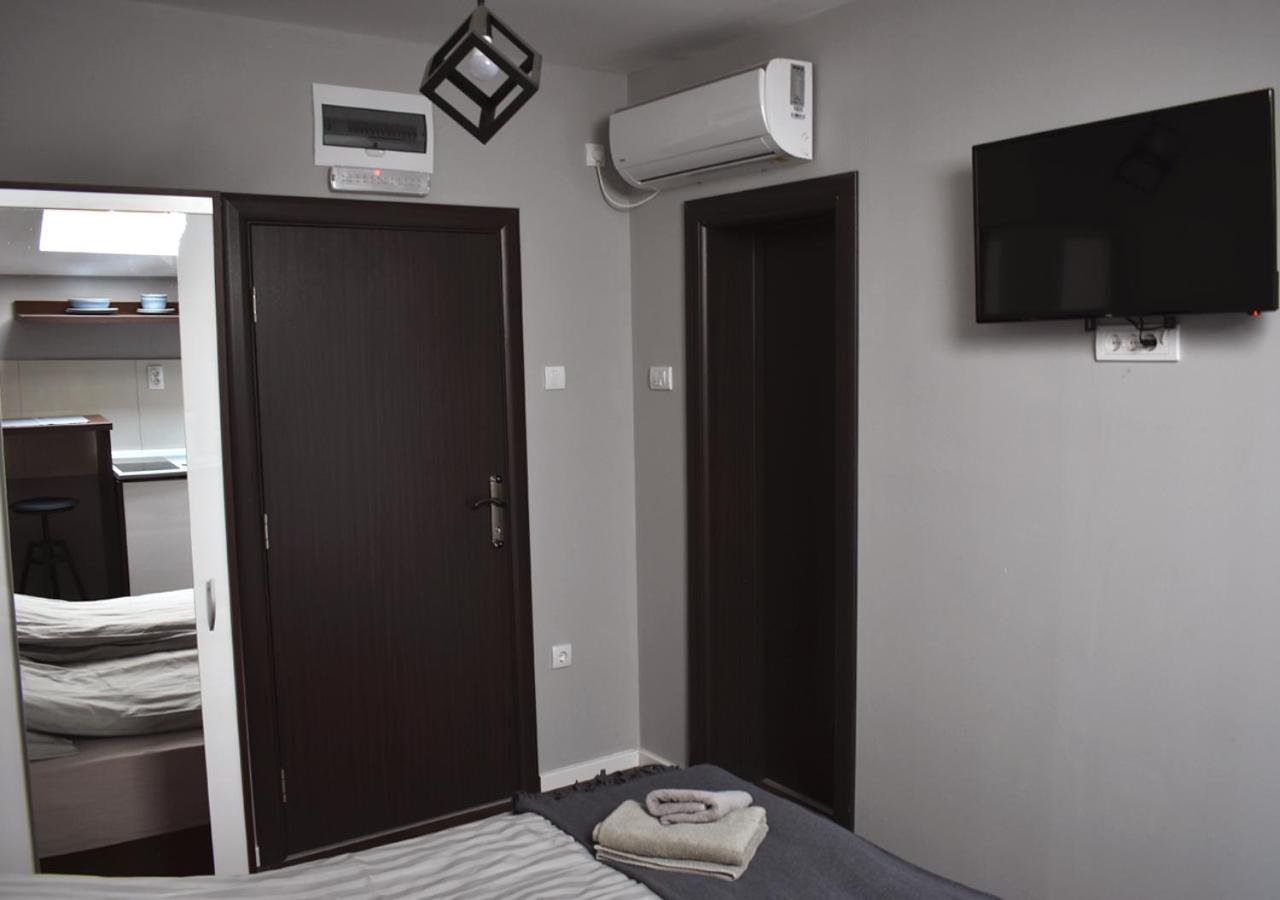 Apartmani Becicherecul Mare Exterior foto